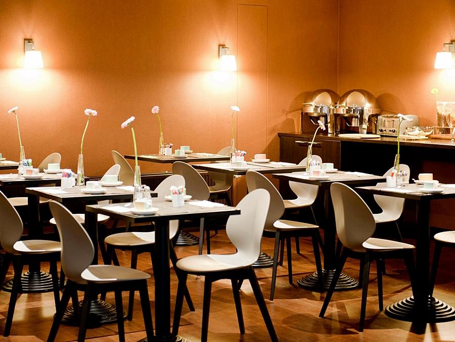 New Hotel Charlemagne Brussel Bagian luar foto