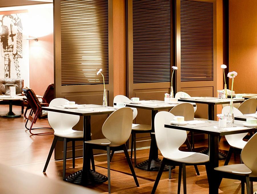 New Hotel Charlemagne Brussel Bagian luar foto