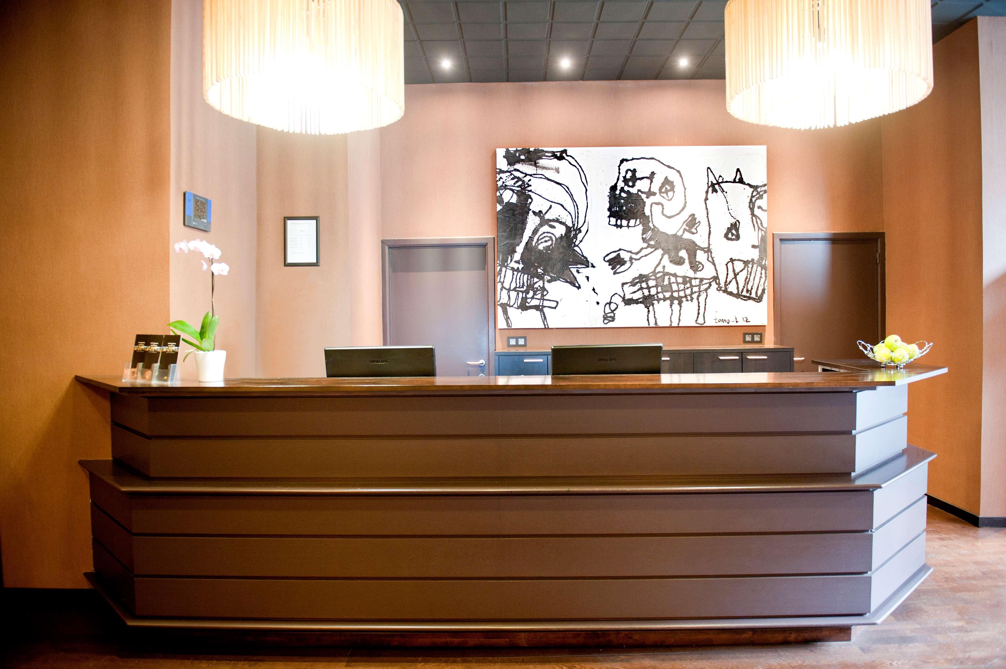 New Hotel Charlemagne Brussel Bagian luar foto