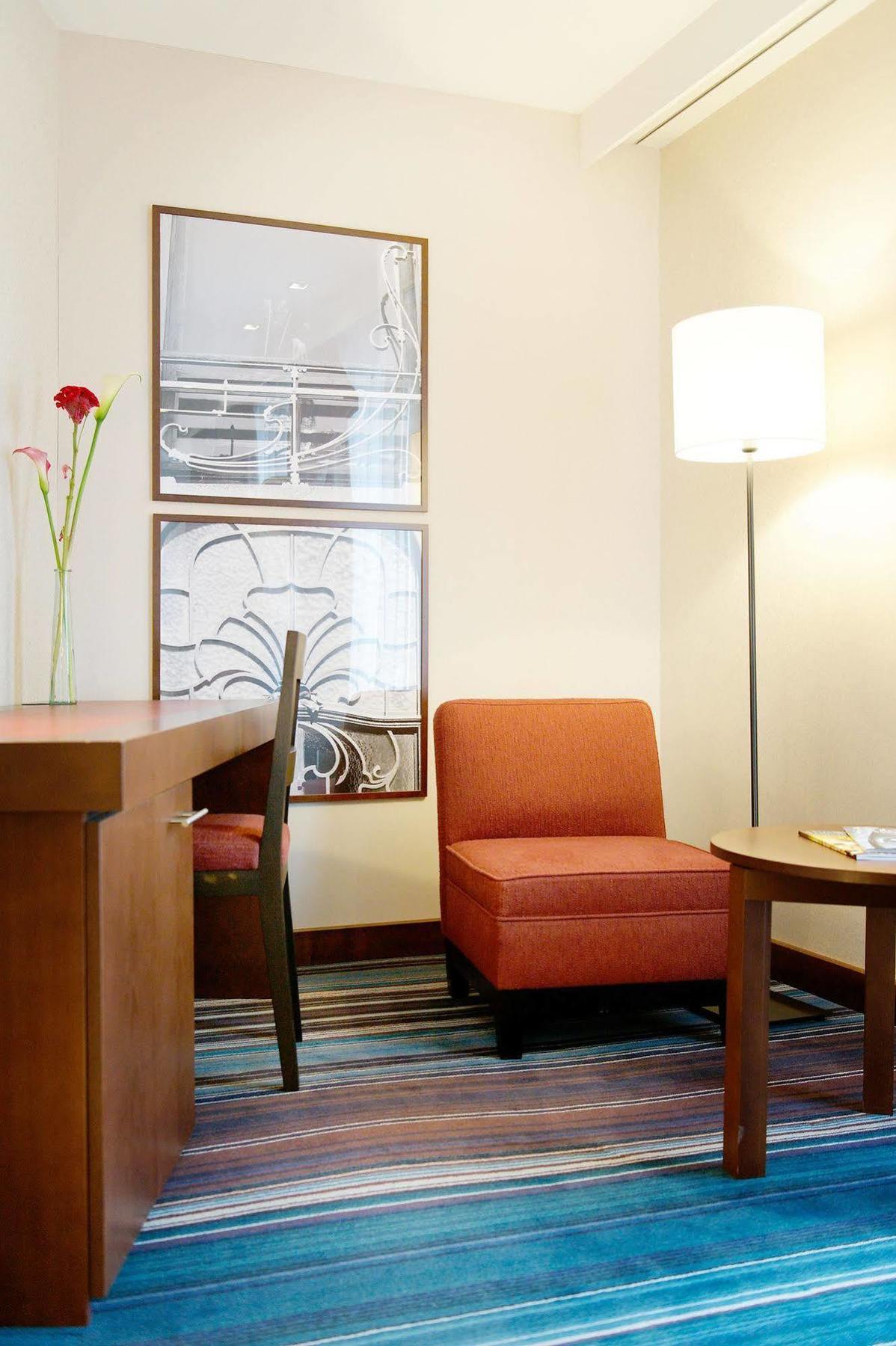 New Hotel Charlemagne Brussel Bagian luar foto