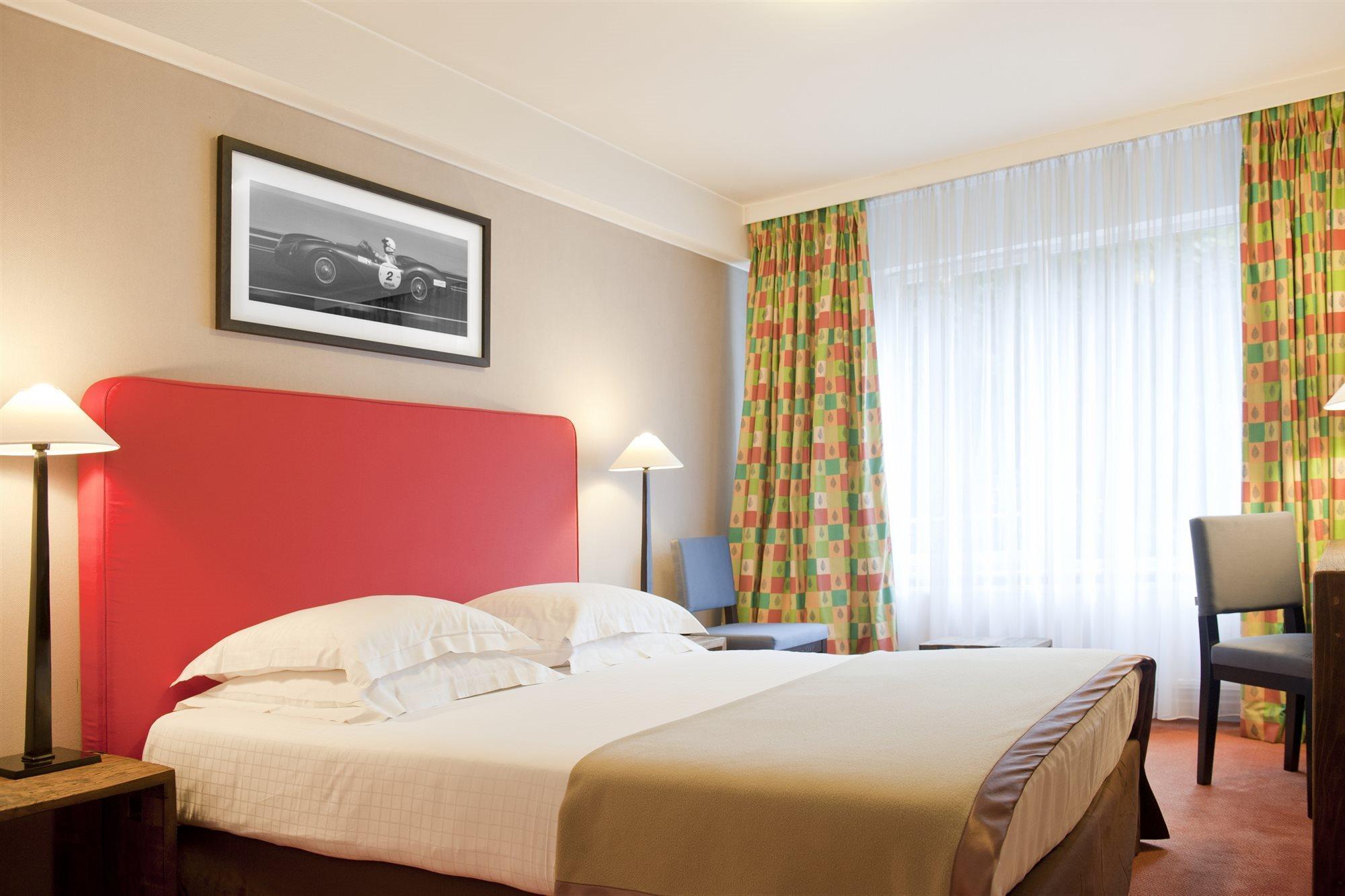 New Hotel Charlemagne Brussel Bagian luar foto